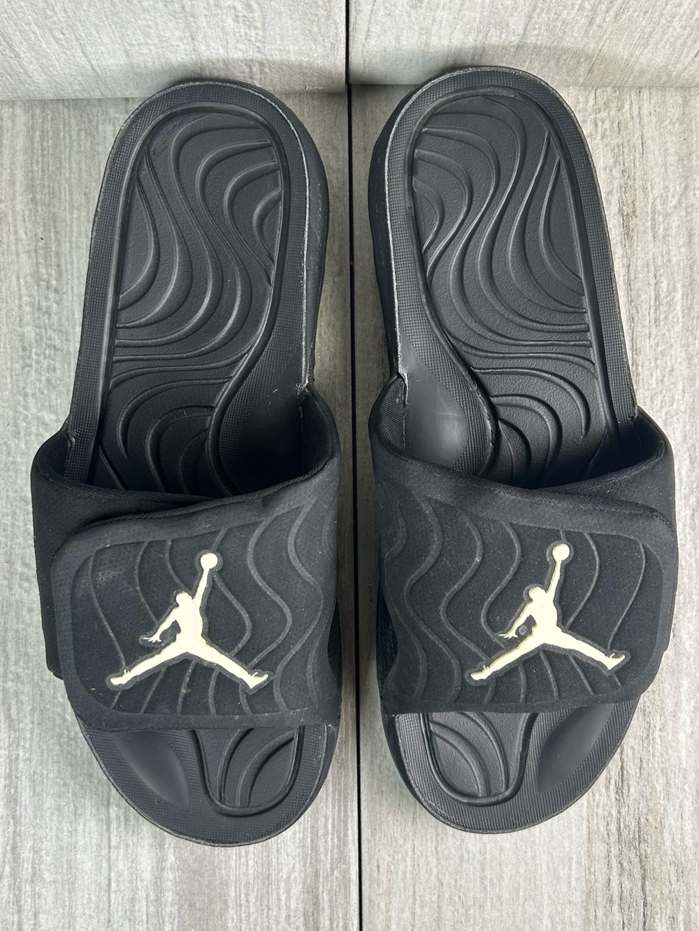 Jordan Hydro 4 Black White Slip On Adjustable Sandal Comfort Shoe Men’s Size 12